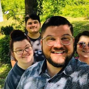 Meet your Posher, Tracy